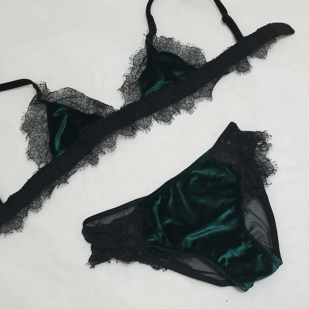 Suede Lace Two Piece Bra Set Size XS